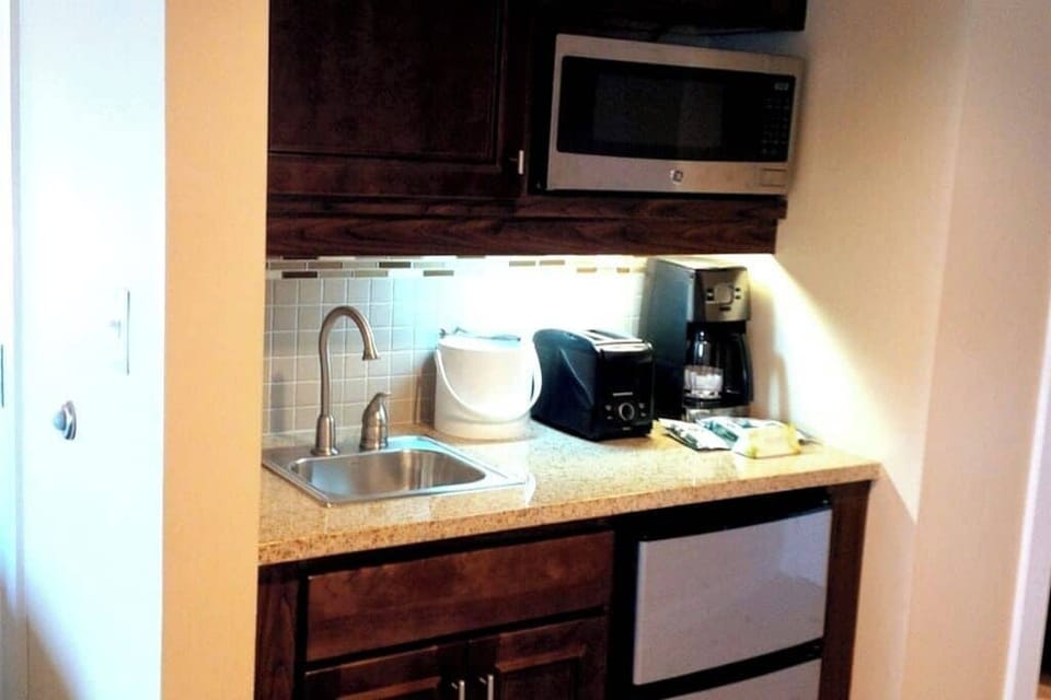 Kitchenette