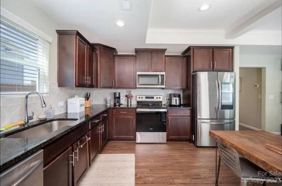 Fully stocked kitchen