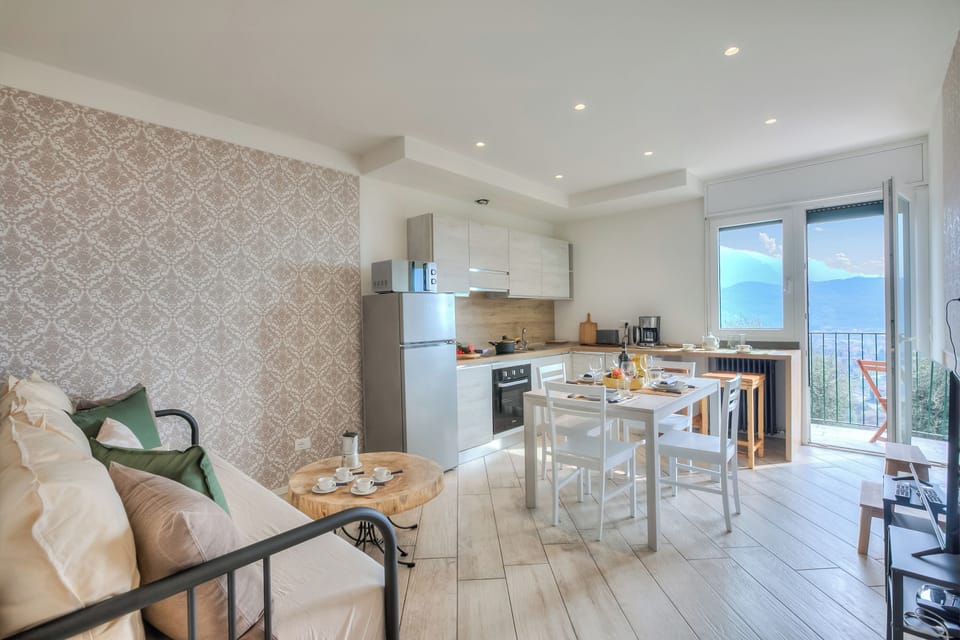 Kitchen and dining area