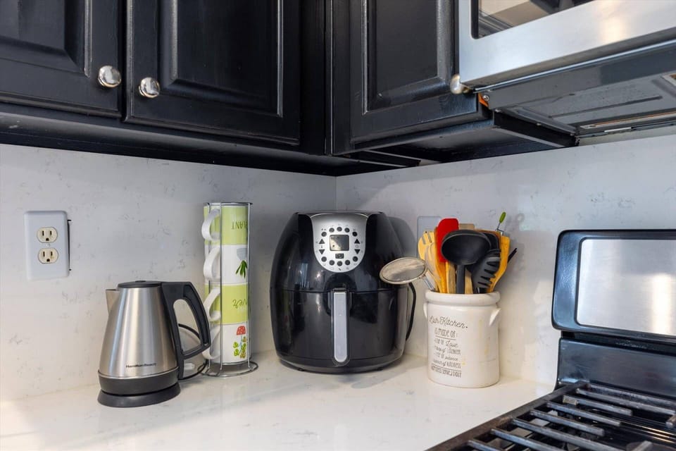 Coffee is here!  Plus an Air Fryer.