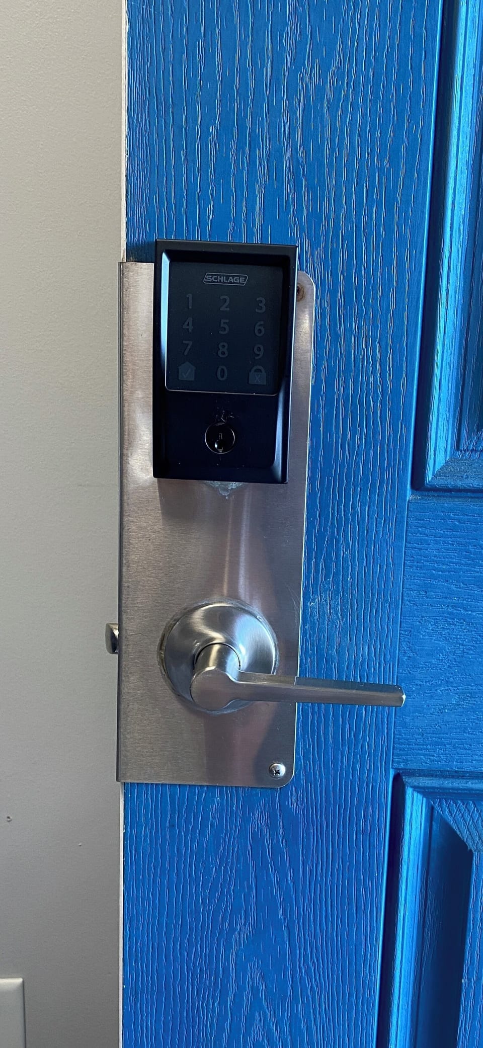 Keyless entry with unique guest code
