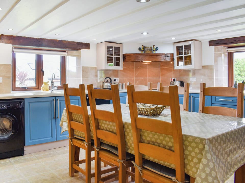 Kitchen/diner | The Imaginary Barn, Hartland