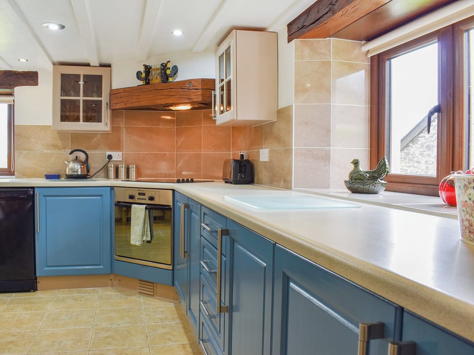 Kitchen/diner | The Imaginary Barn, Hartland