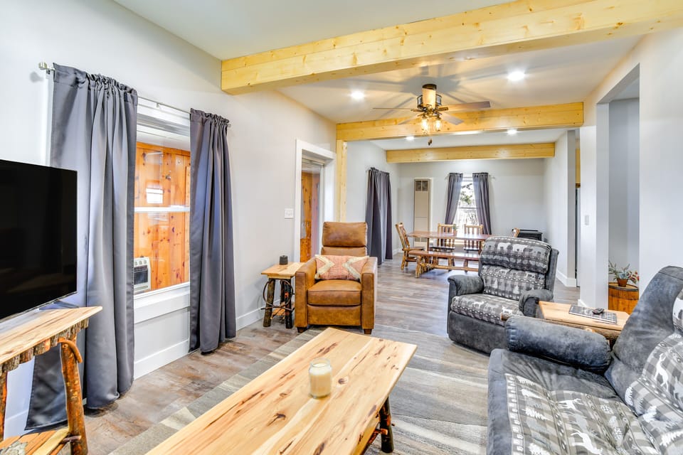 Seney Vacation Rental | 2BR | 2BA | 1,330 Sq Ft | Stairs Required