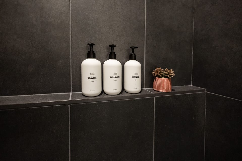 Bathroom amenities