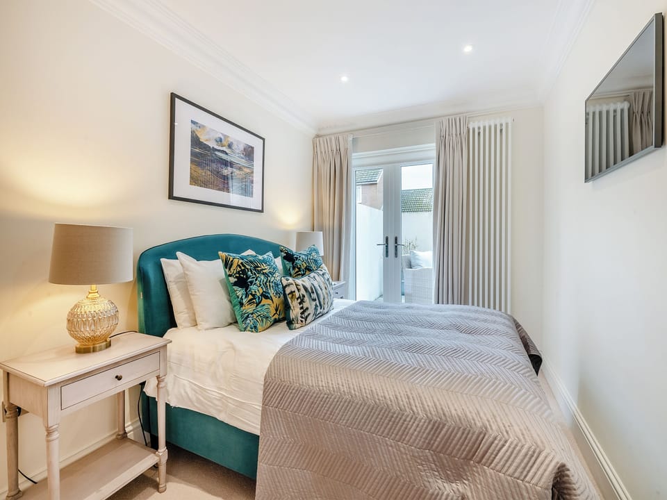 Double bedroom | Harwood - Derwent House Apartments, Scarborough