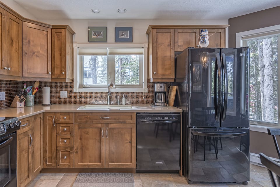 Renovated Kitchen with Heated Floors 