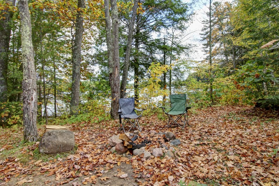 Lakeside Wisconsin Northwoods Cabin with Private Dock.  Pet Friendly! Cabin in Wisconsin