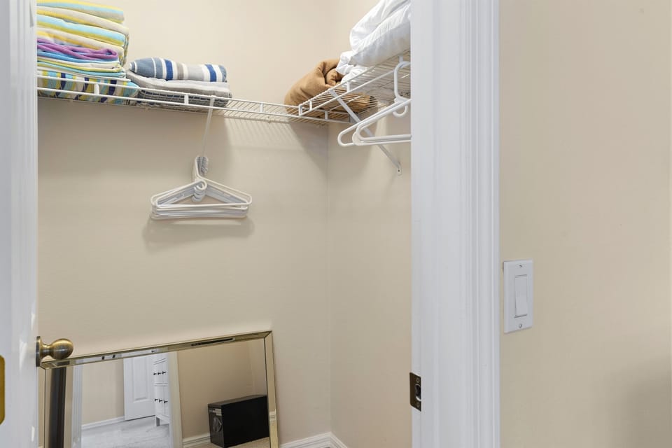 Master Bedroom Closet