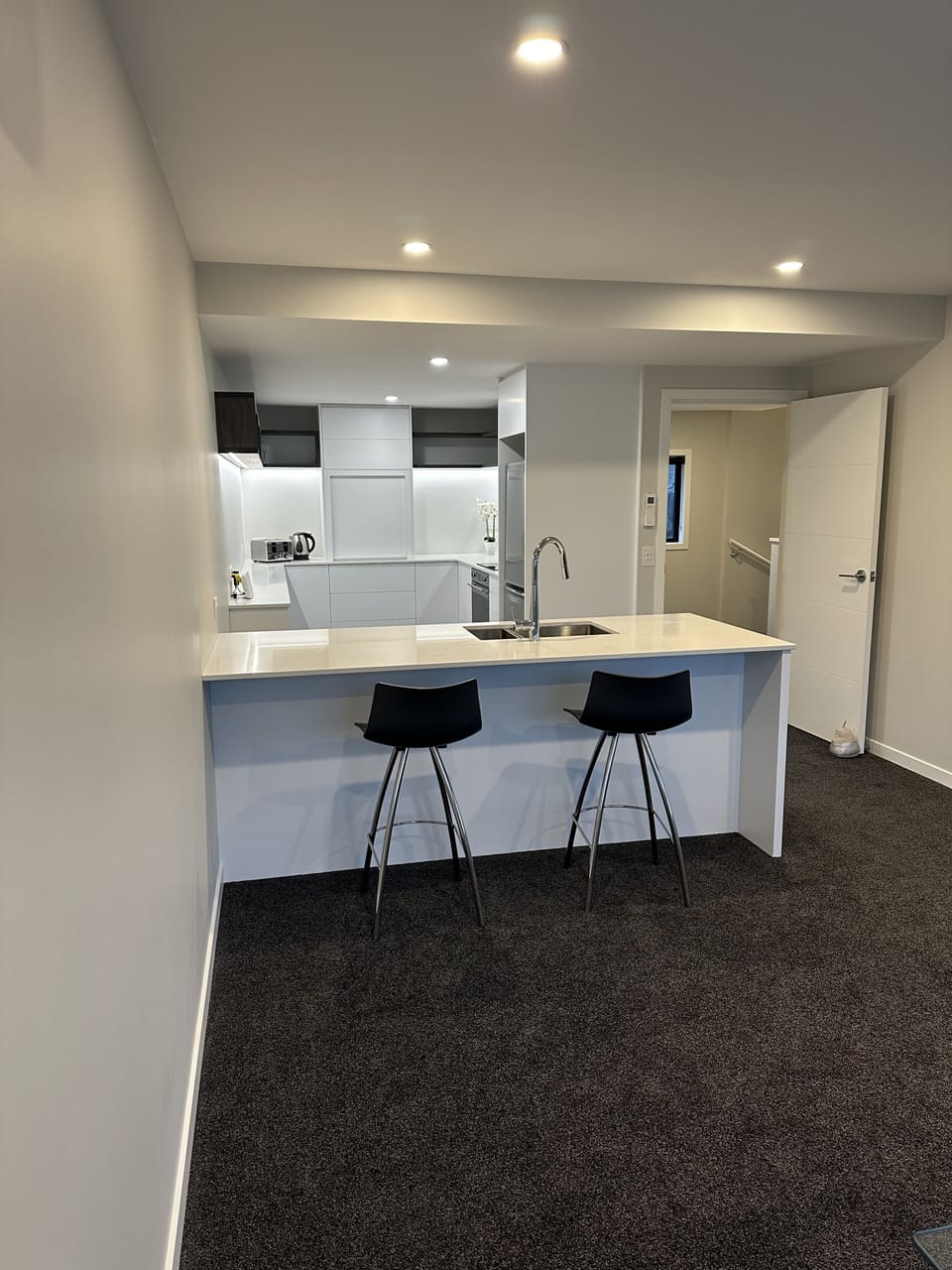 breakfast bar