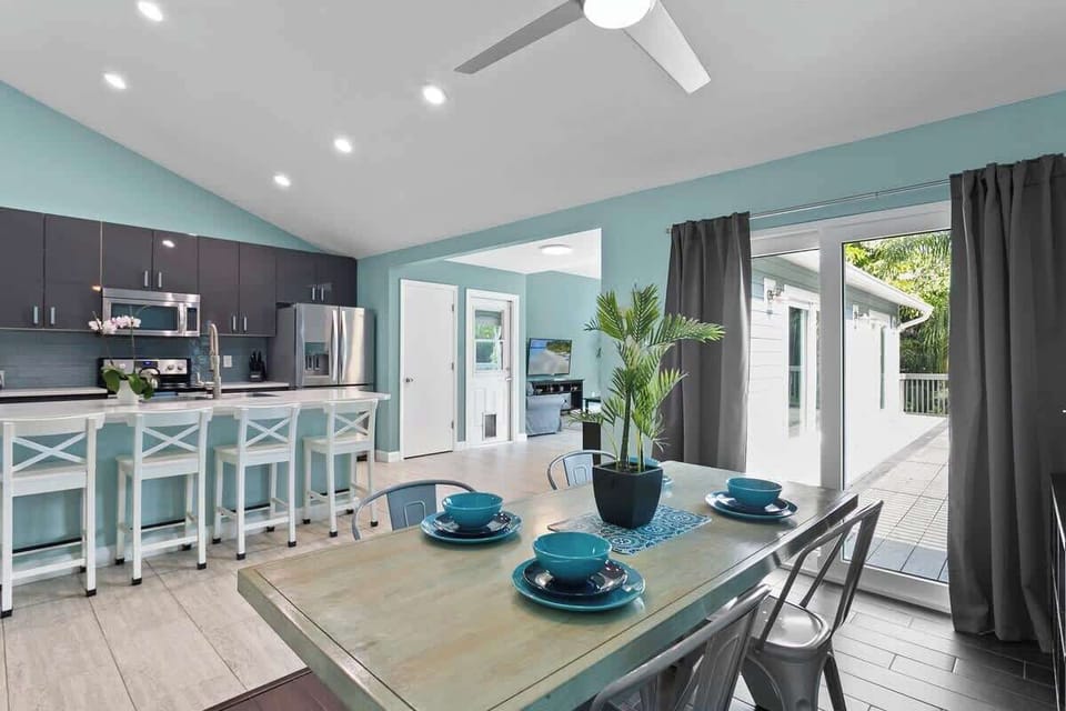 Dining are in the 4 bedroom unit