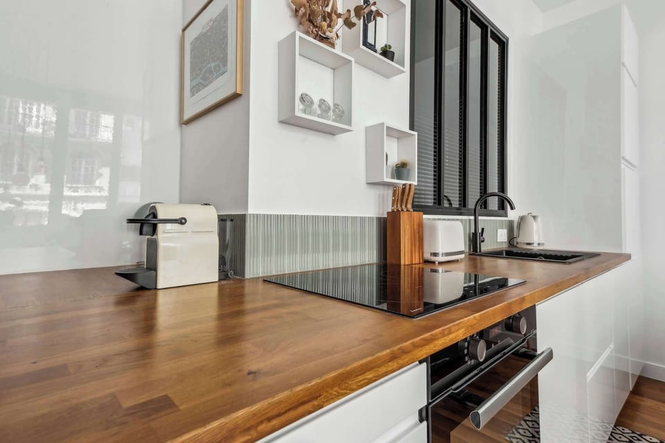 The kitchen is fully equipped to prepare a simple meal