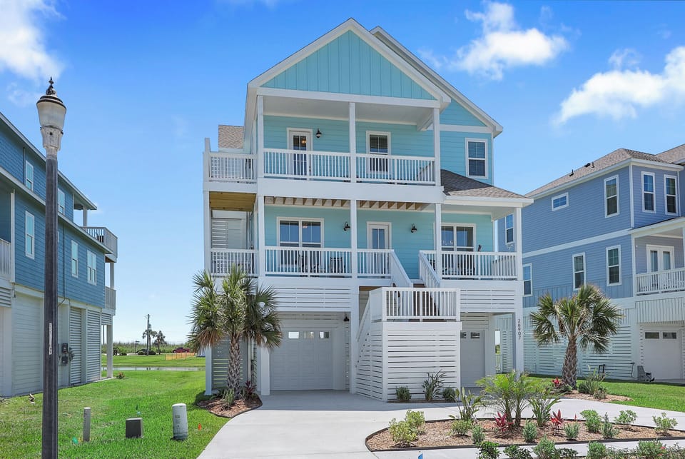 Welcome to Seaside Sanctuary hosted by Pointe West Vacation