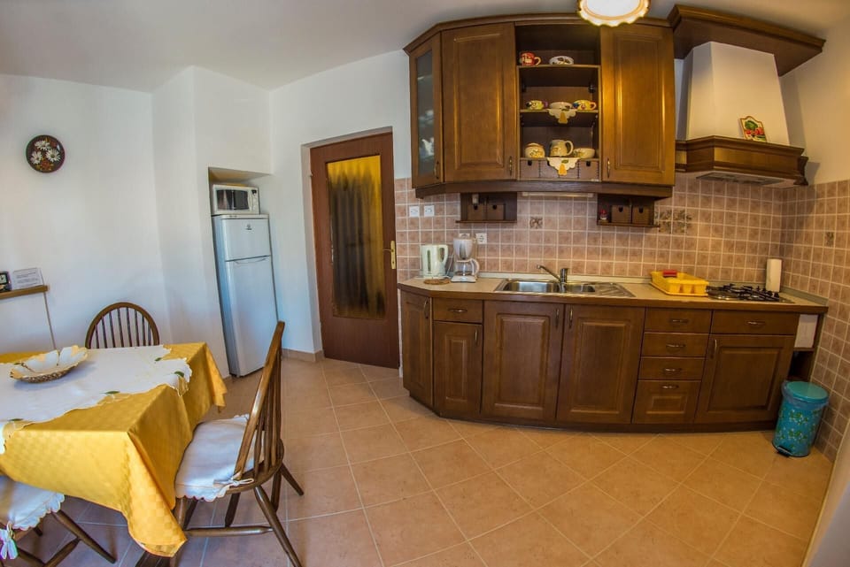 Kitchen area