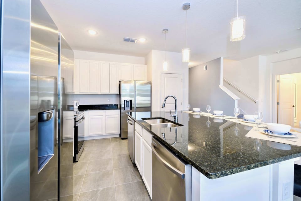 Modern And Spacious Kitchen Ideal For Large Groups