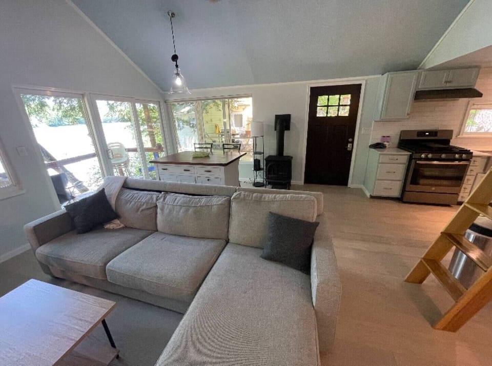 Livingroom (2)