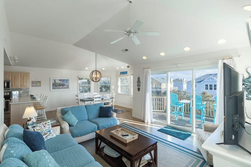 Top Level Living Area