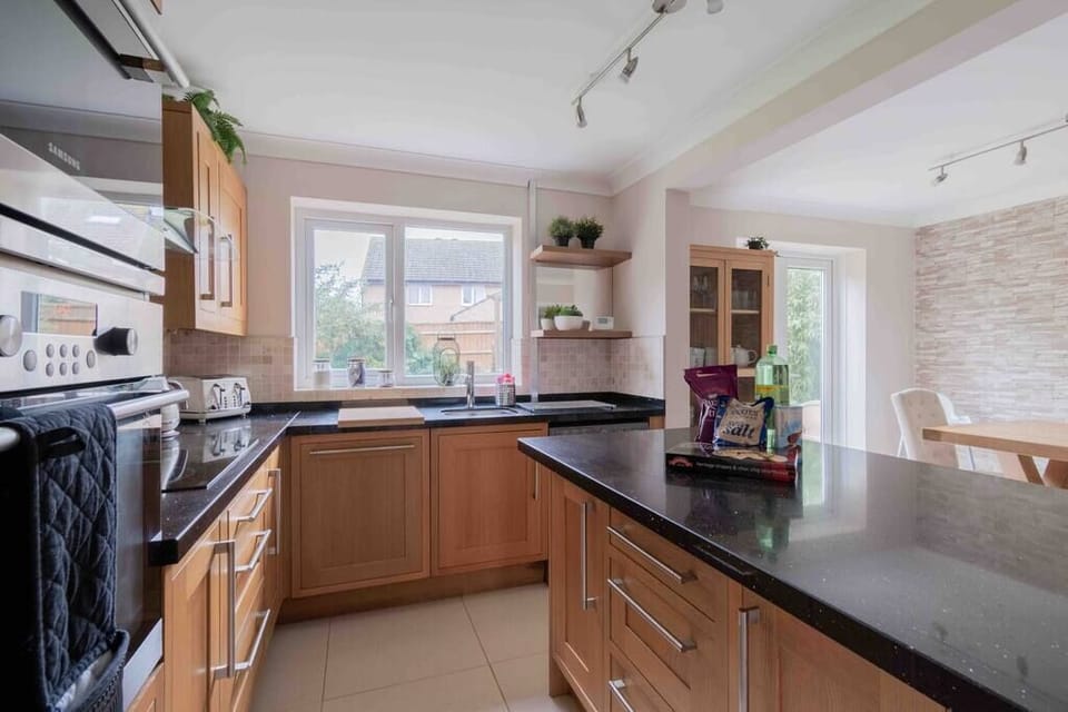 Modern, stylish kitchen overlooking the garden 