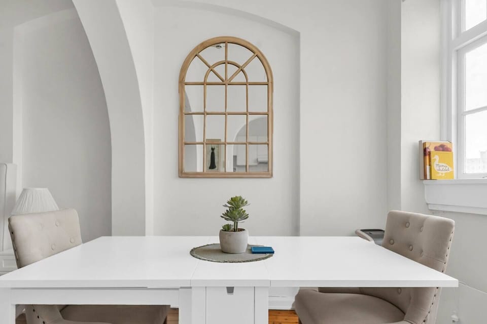Enjoy a meal at home or use this space for setting up a laptop if you’re on a working holiday.
