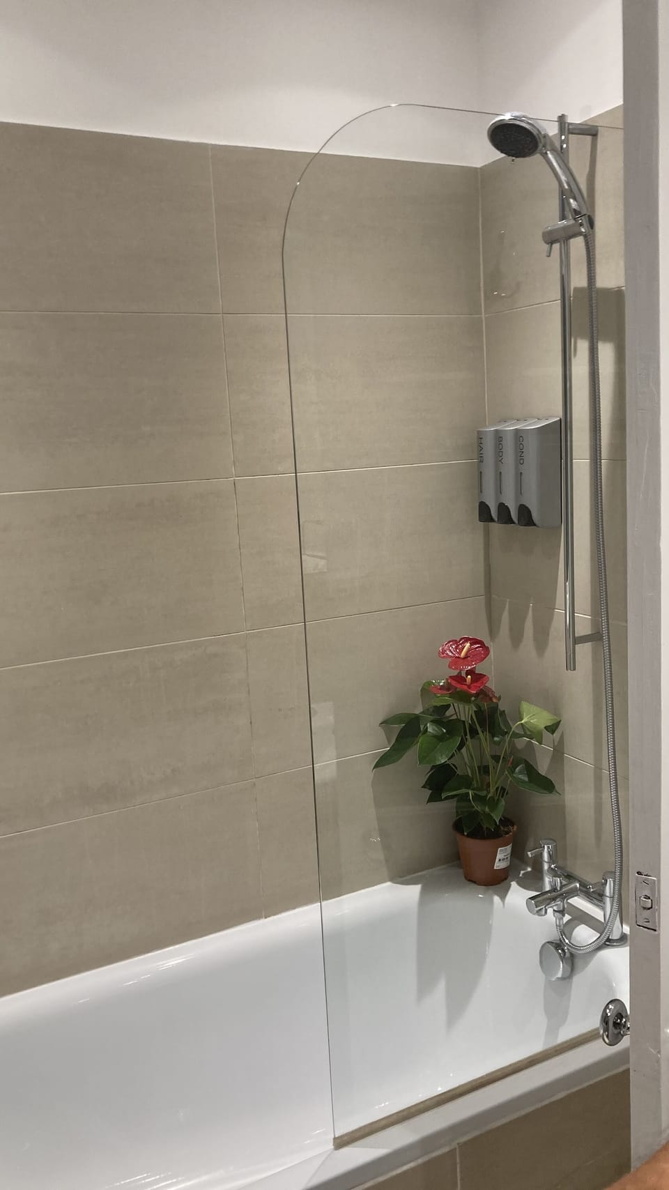 Bathtub 