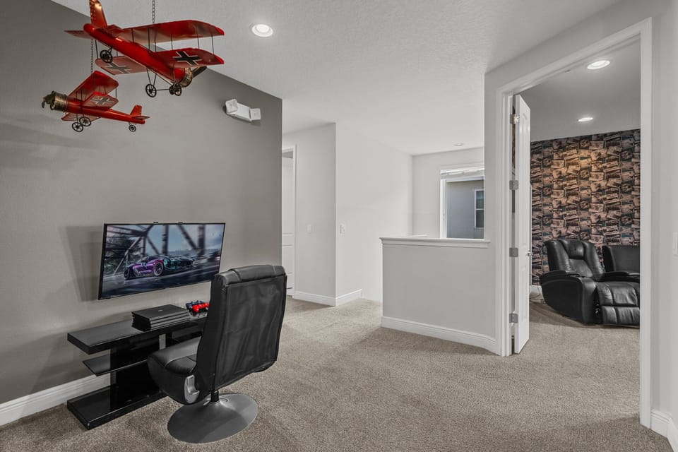 7714 Fairfax Drive (15).jpg