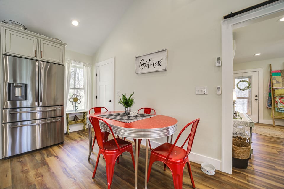 Dining | Dishware & Flatware Provided | 1st Floor