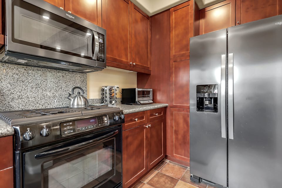 Fully stocked kitchen