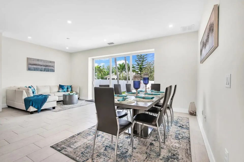 Plenty of room for the whole family together. Seating for 8 