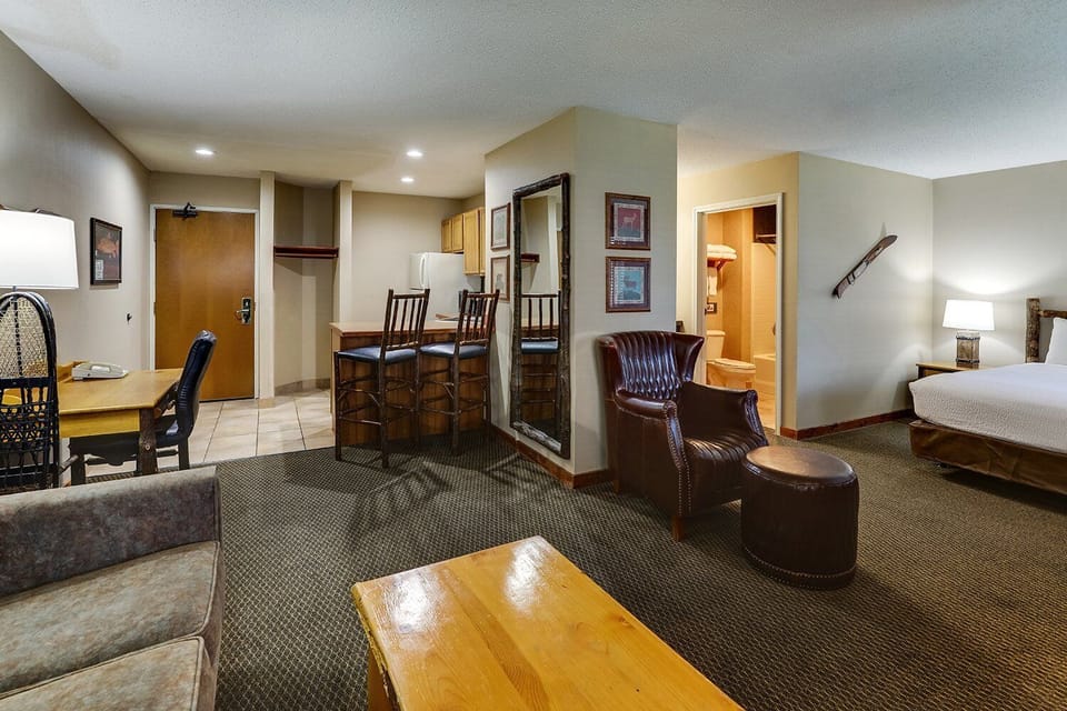 Gather comfortably in the spacious suite after a full day.