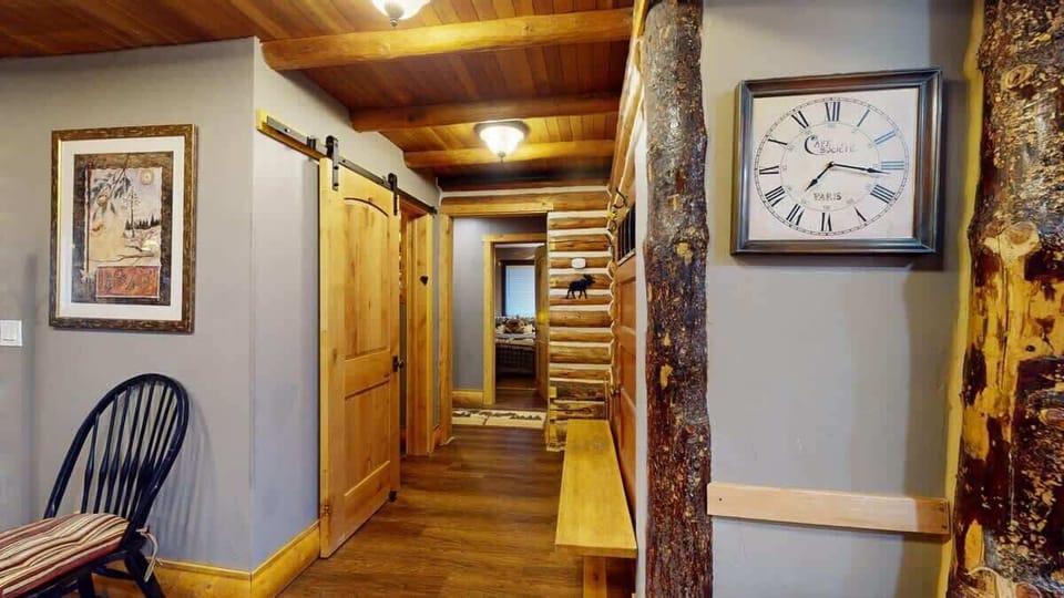 Access to bedrooms through here.