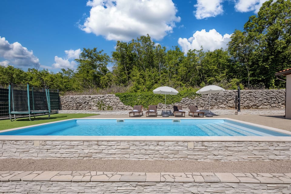 Private Pool