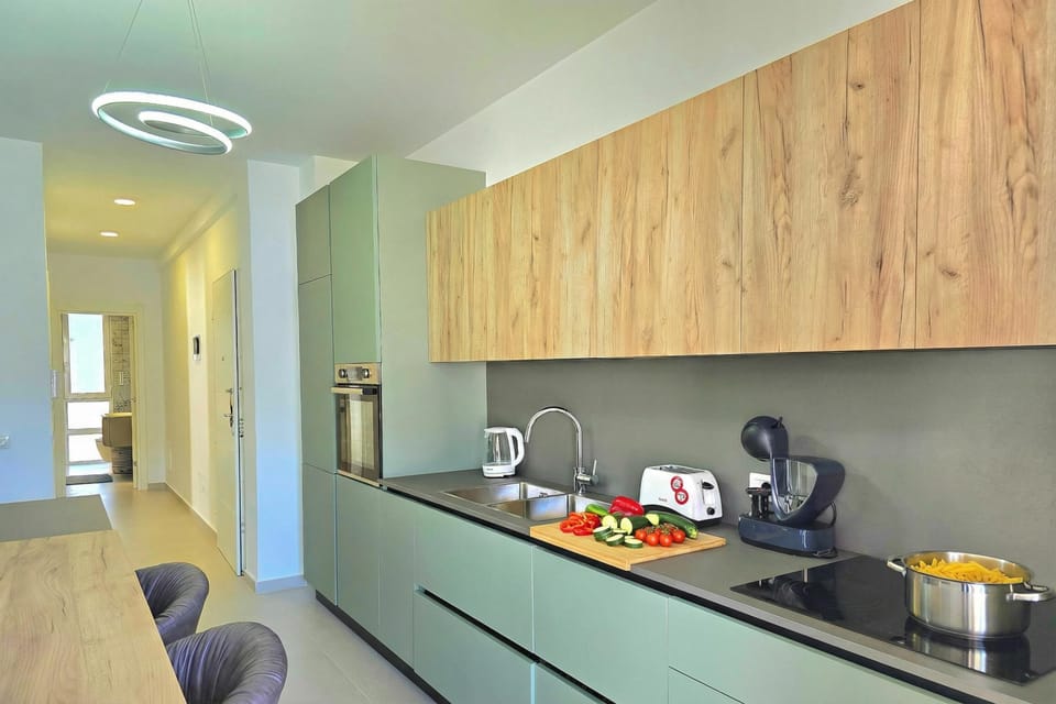 Kitchen and dining area
