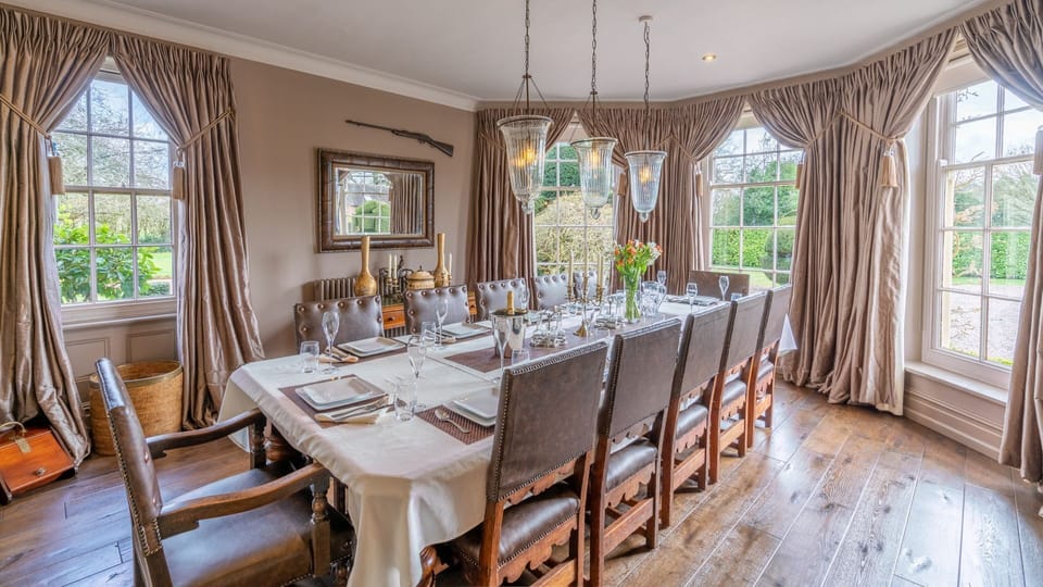 Dining Room, The Parsonage, Bolthole Retreats