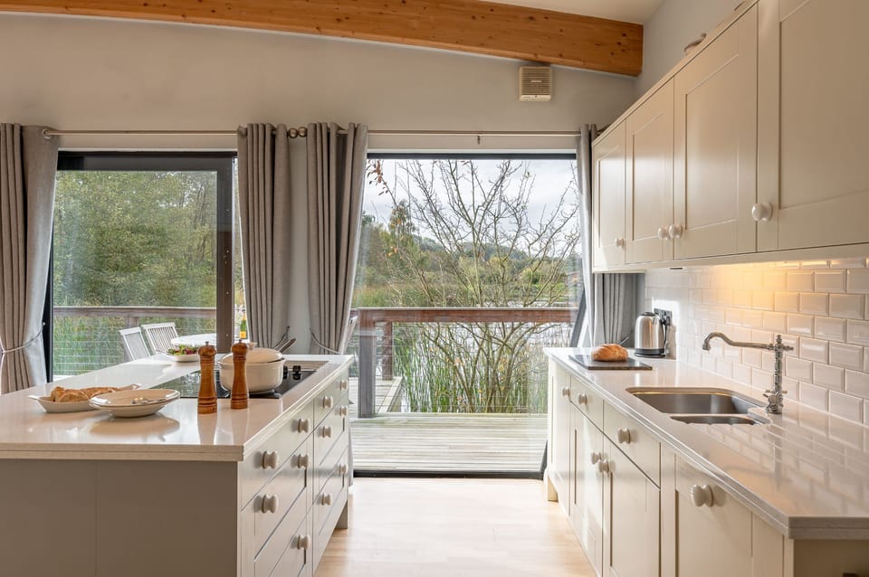 luxury lodges uk