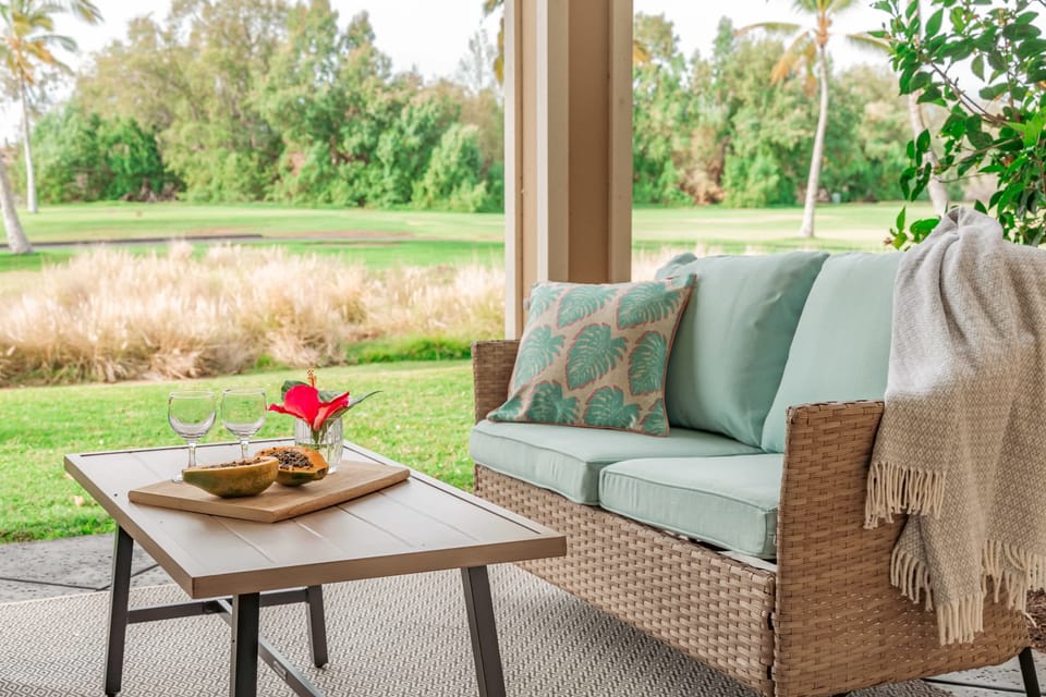 This ground floor unit offers a large lanai with beautiful golf course views. Located minutes from restaurants and the beach, it features a king bed, coffee maker, and beach chairs. Enjoy the pool, hot tub, and fitness center.