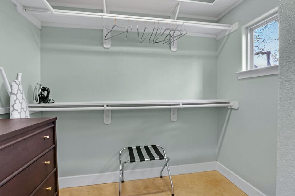 Large closet for guest luggage