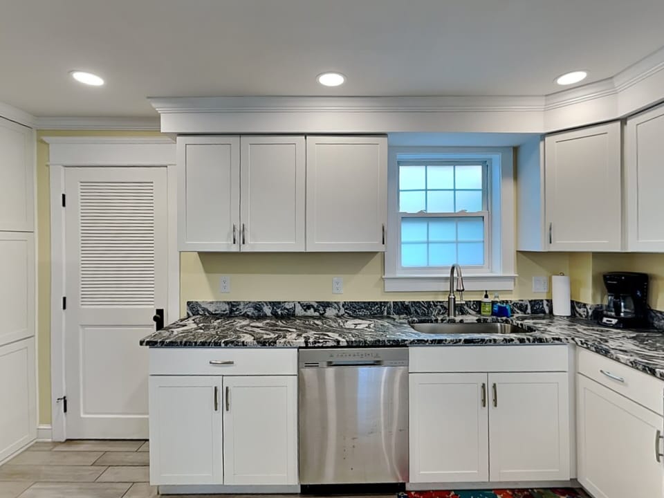 Kitchen in CB Seabee #1