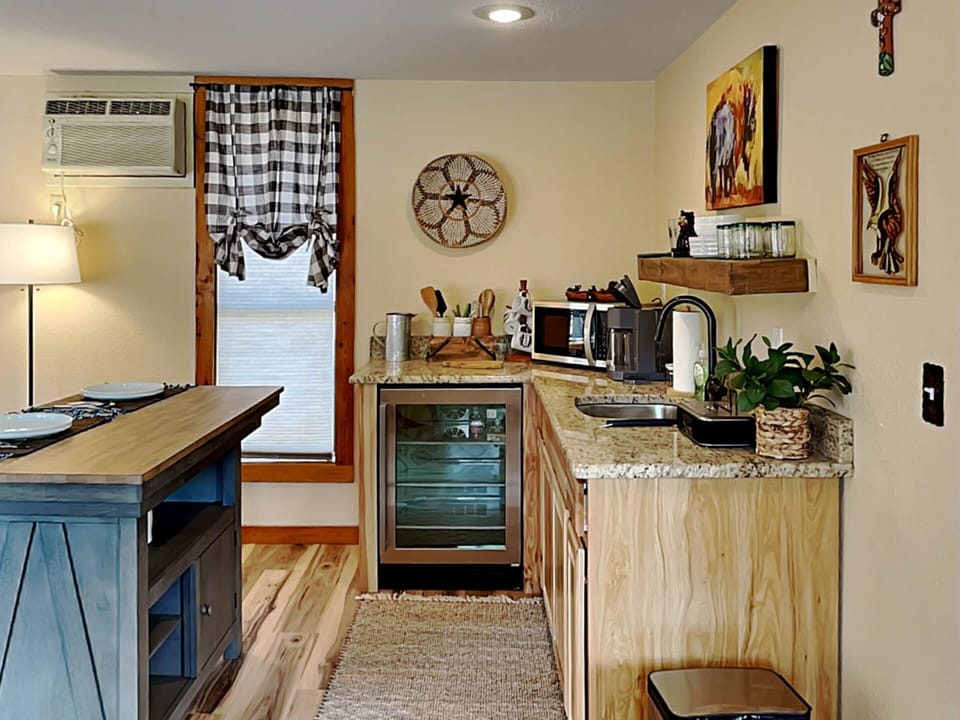 Kitchenette