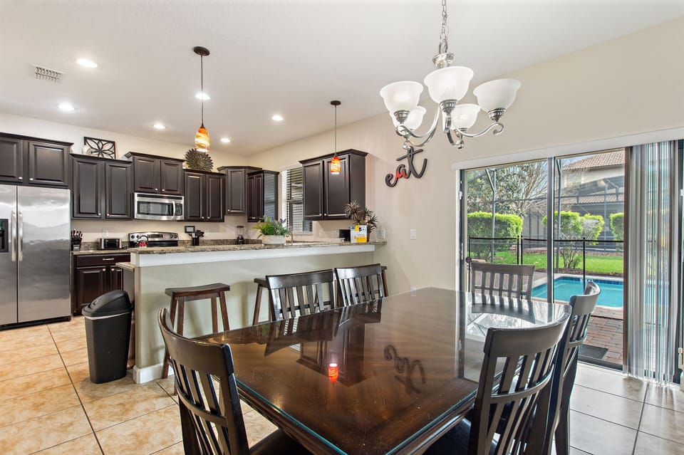 Dining area overlooking the kitchen