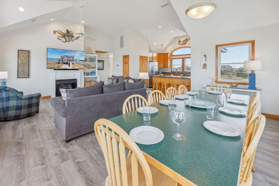 Surf or Sound Realty - 1196 - Island Dawn - Dining Area -3