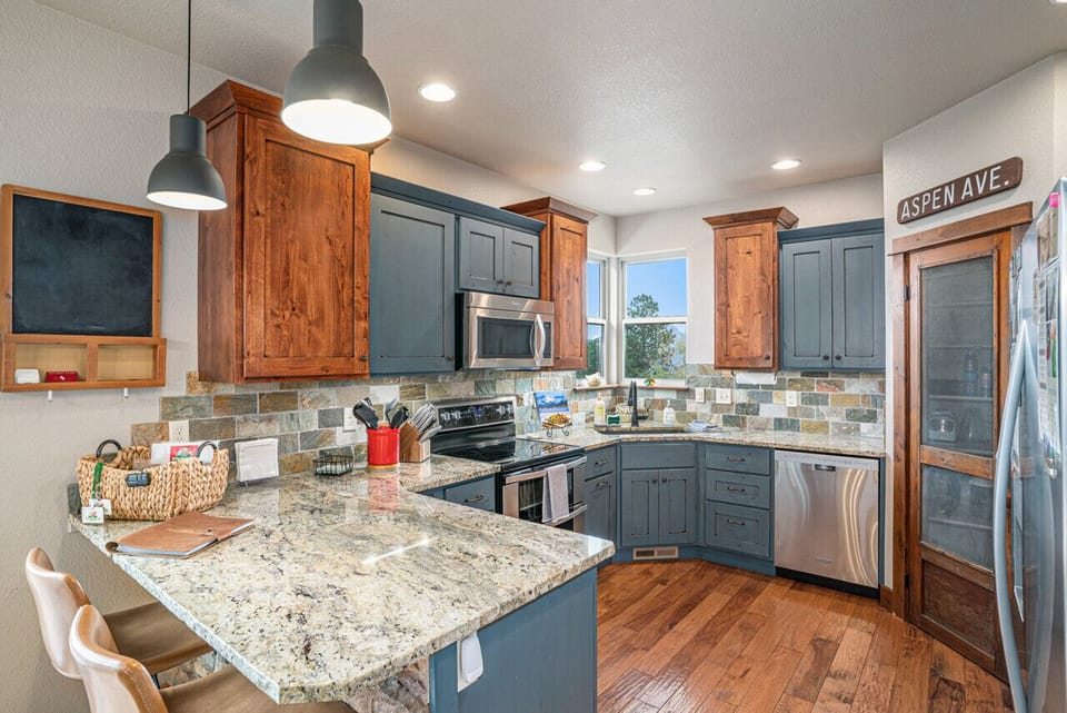 Gourmet Kitchen