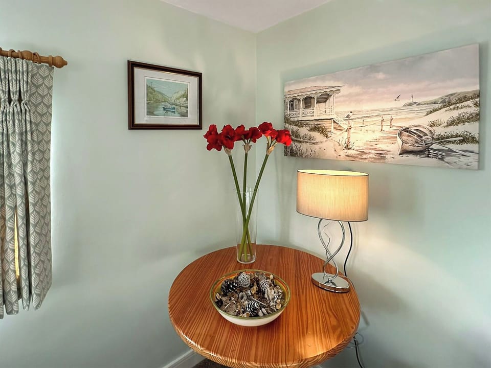 Interior | Cherry Tree Cottage - Spring Cottages, Cheddar