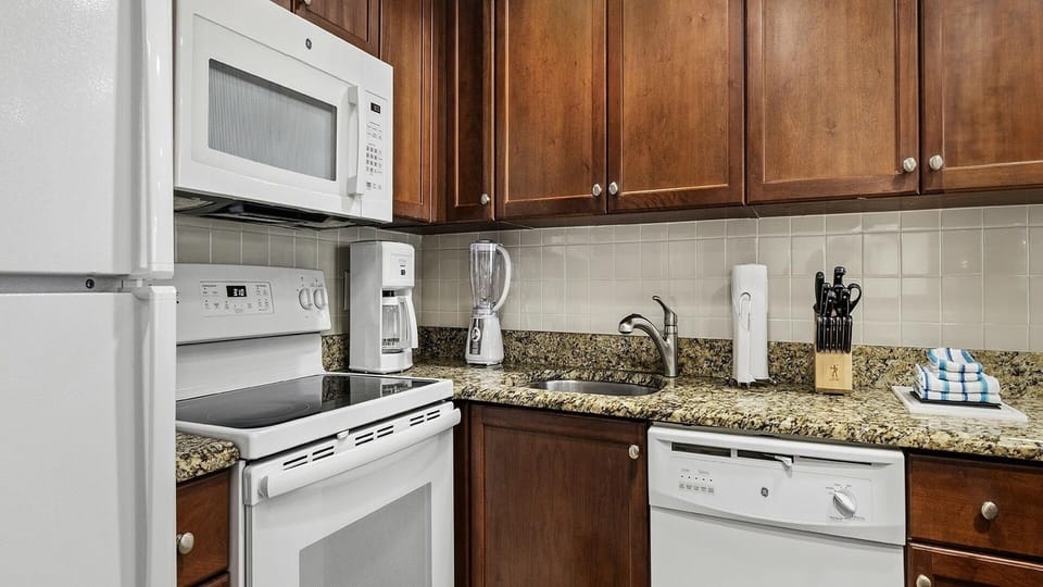 kitchen image
