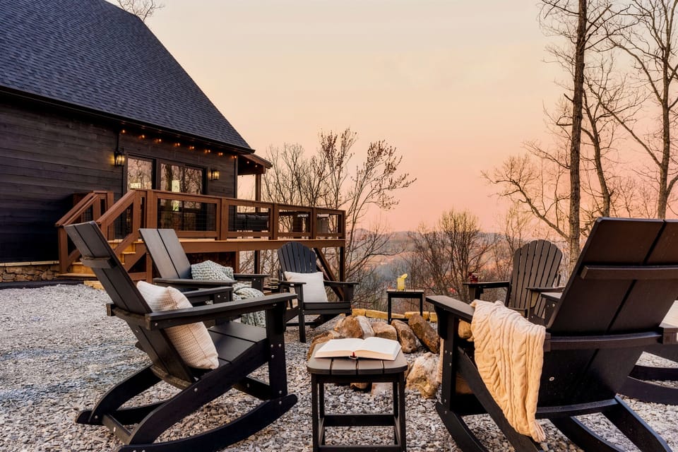 Outdoor Lounge: Relax by the firepit as you soak in stunning sunset views of the Smokies!