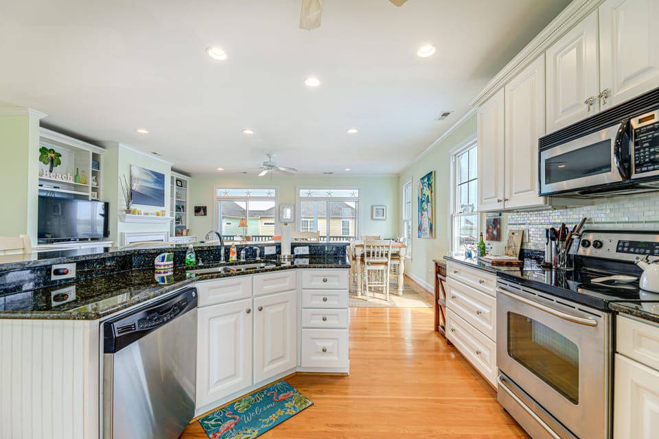 Kitchen | 3rd Floor | Cooking Basics | Keurig Coffee Maker