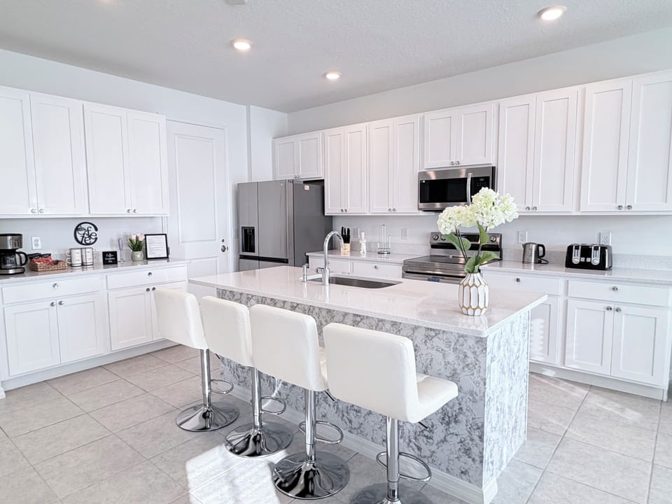 Spacious Kitchen