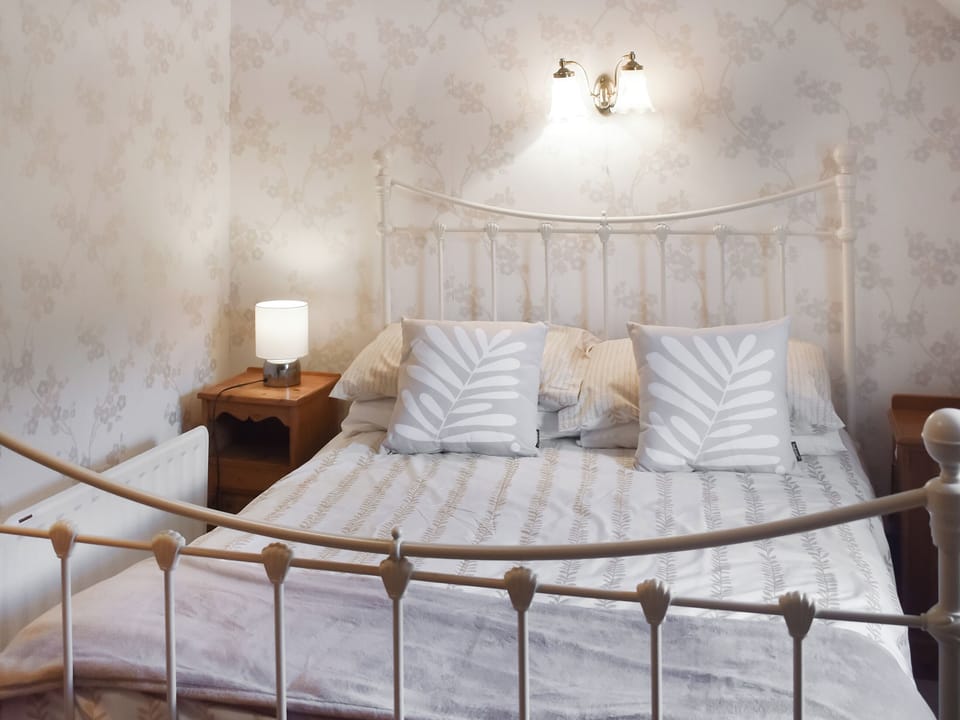 Double bedroom | Bayview, Kentallen, near Appin