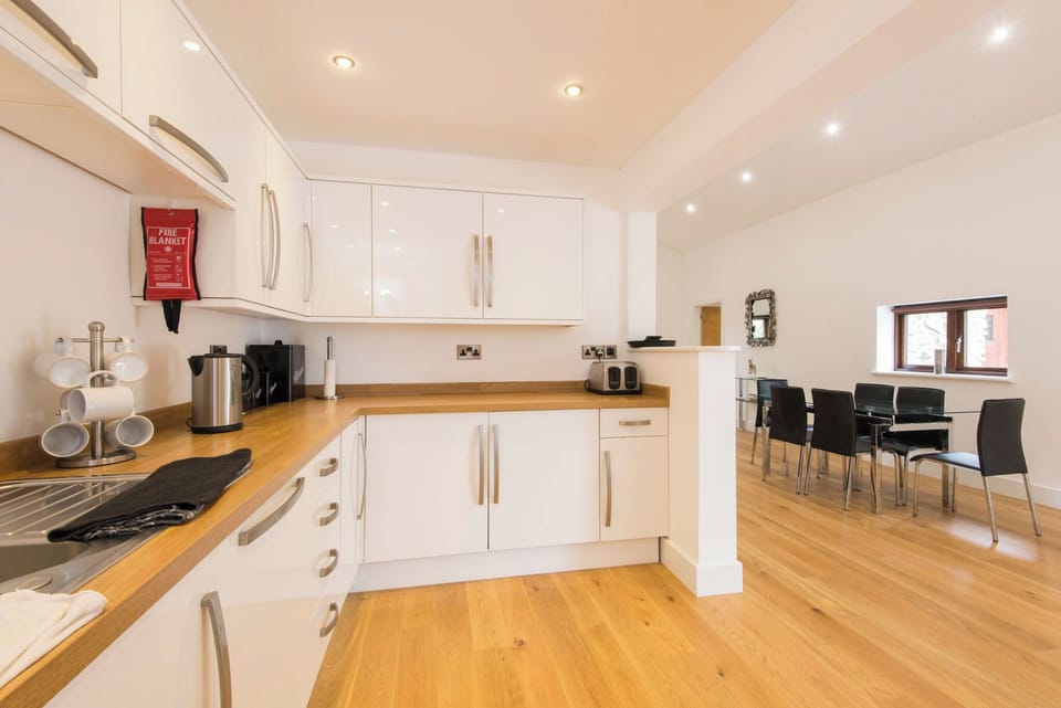 Kitchen area | Jubilee Cottage - Hallagenna Farm Properties, Bodmin Moor