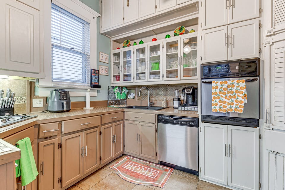 Kitchen | Cooking Basics | Coffee Maker | 1st Floor