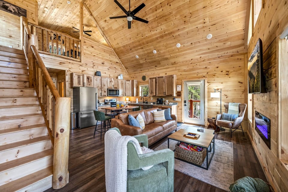 The open floor plan feels spacious and cozy, all at the same time!